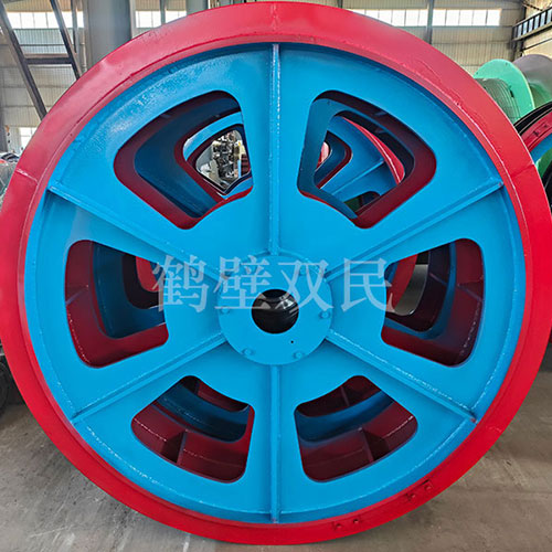 鶴壁市雙民礦山機械有限公司雙槽天輪發貨現場！