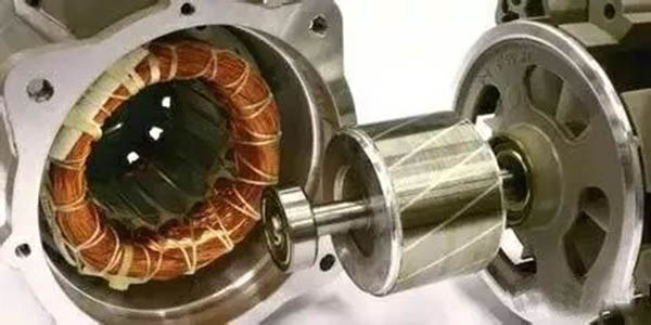 關于西瑪電機的維護保養之定期加油。