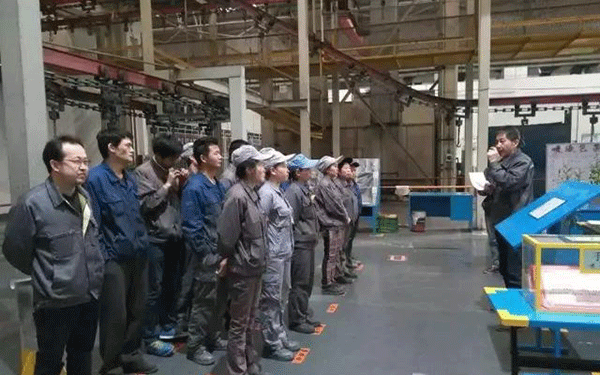 西安西瑪電機廠交流噴漆包裝組三檢工作推進會議。